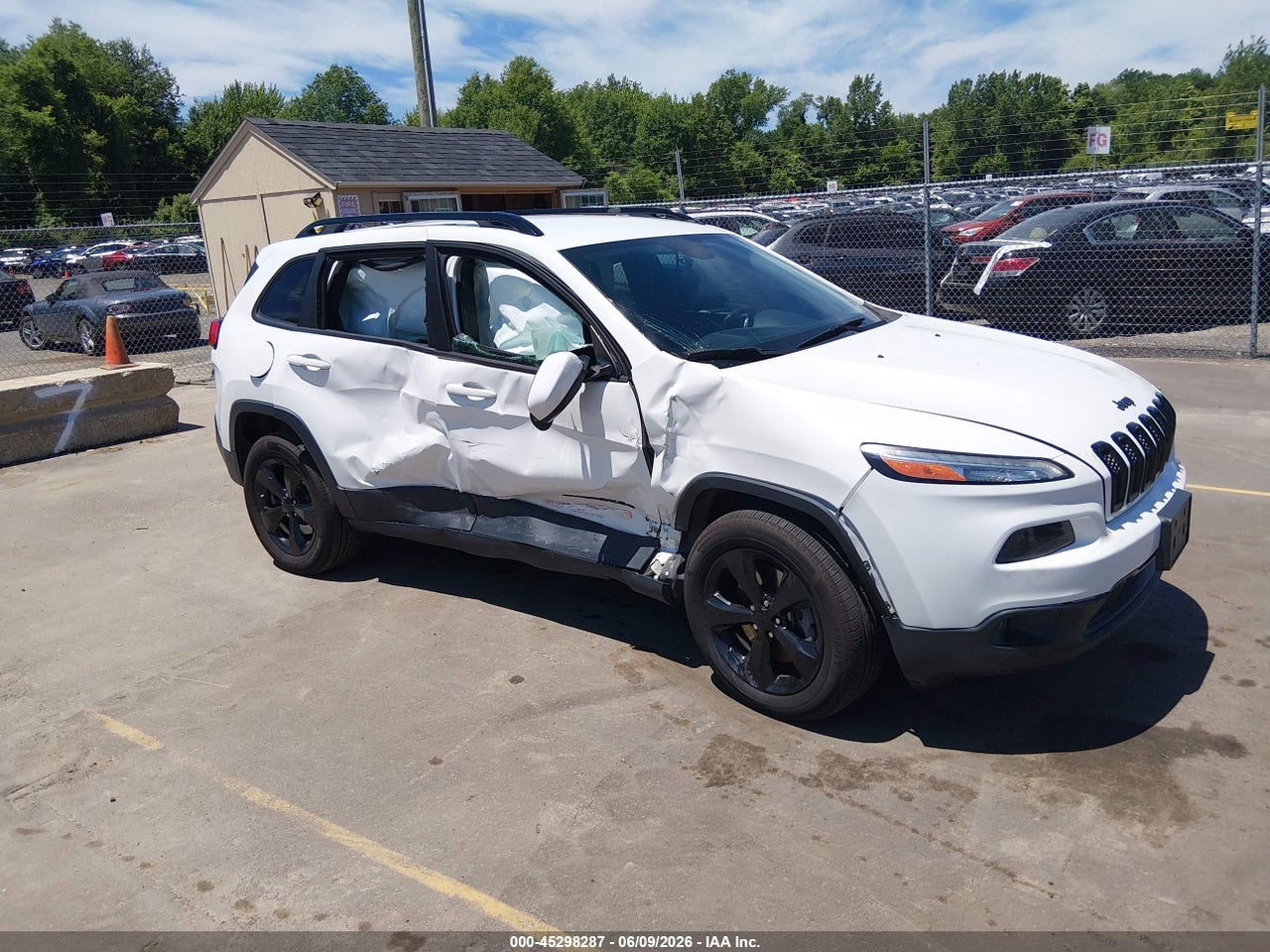 1C4PJMCBXGW****** · 2016 JEEP CHEROKEE ALTITUDE
