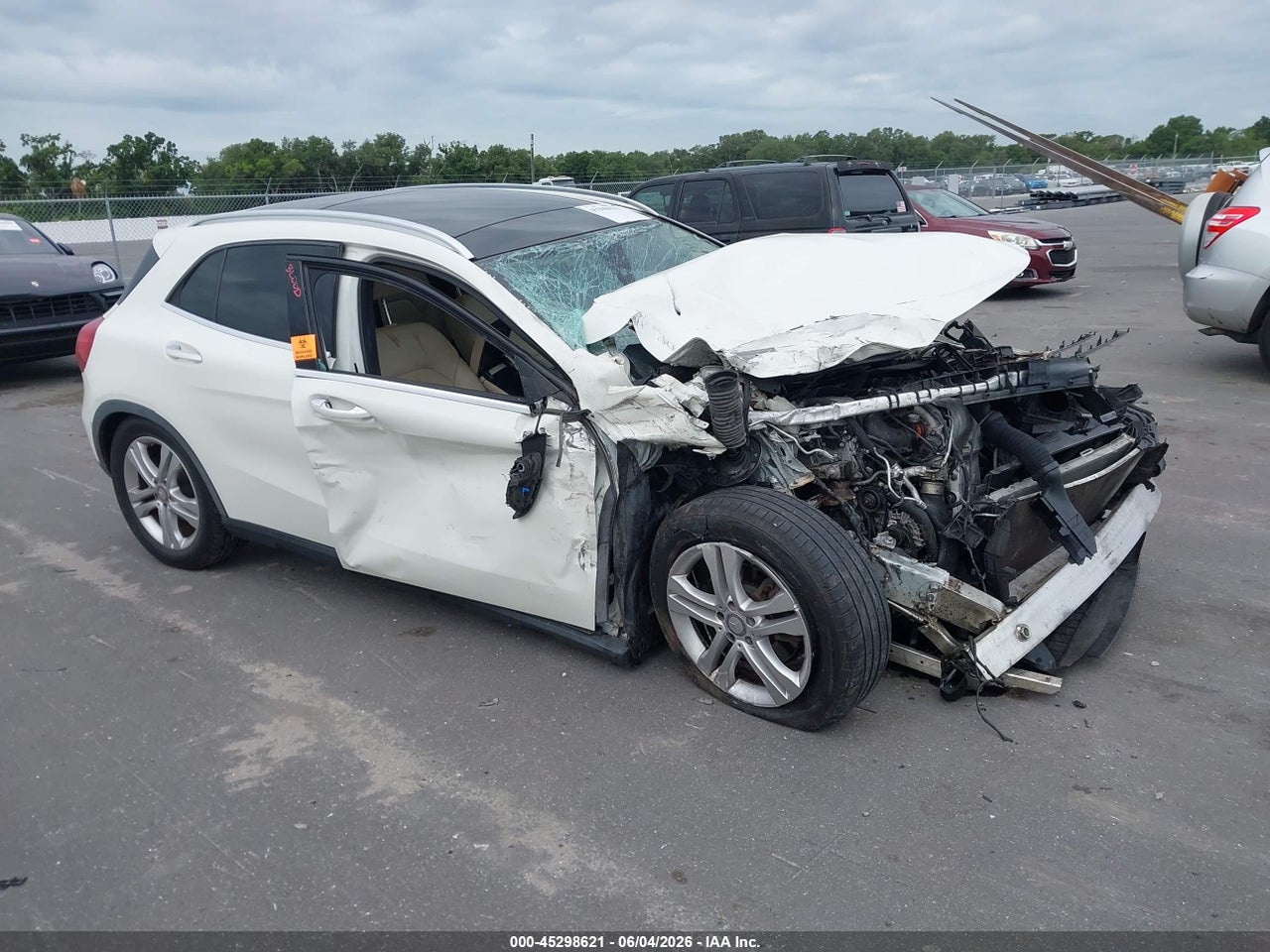 WDCTG4EB4GJ****** · 2016 MERCEDES-BENZ GLA 250