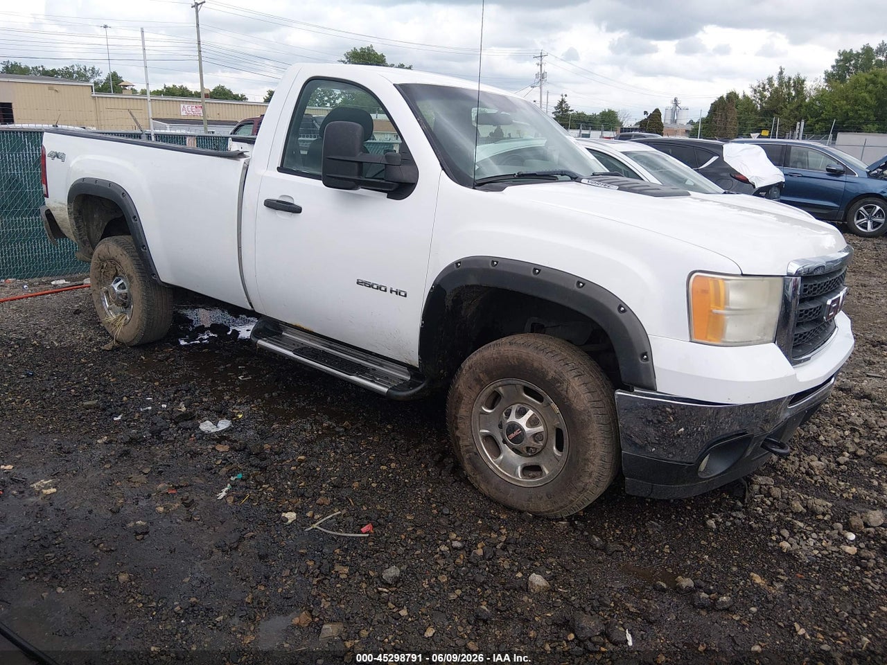1GT02ZCG4BF****** · 2011 GMC SIERRA 2500HD WORK TRUCK