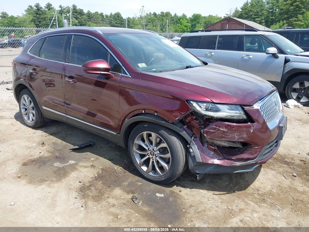 5LMCJ2D90KU****** · 2019 LINCOLN MKC SELECT