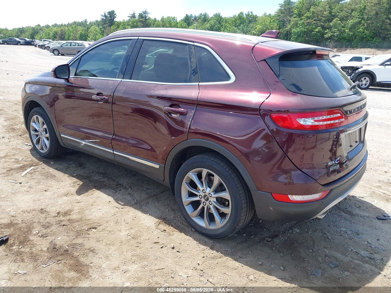 2019 LINCOLN MKC SELECT · 3/11