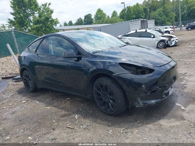 7SAYGAEE2PF****** · 2023 TESLA MODEL Y AWD/LONG RANGE DUAL MOTOR ALL-WHEEL DRIVE