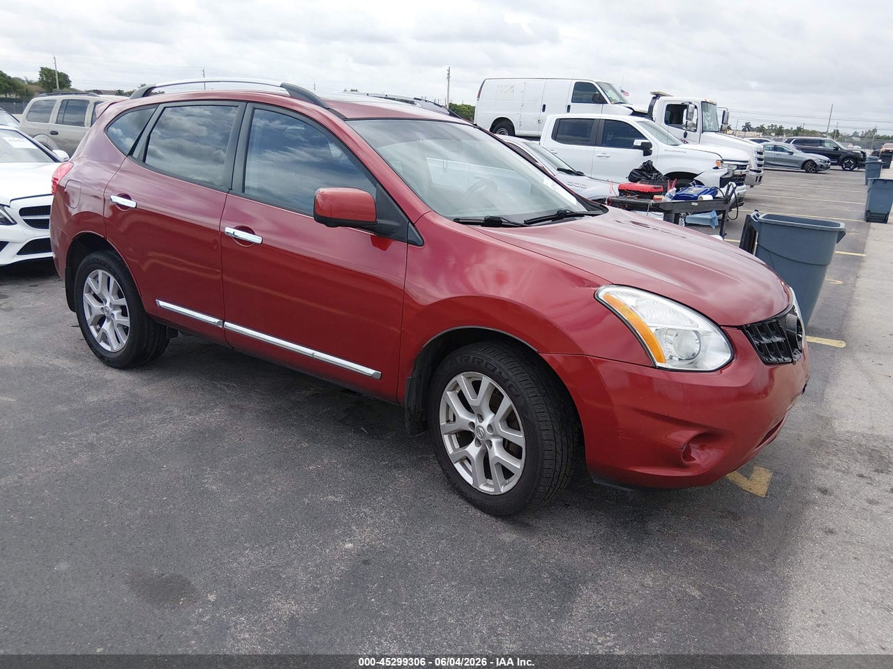 JN8AS5MT1CW****** · 2012 NISSAN ROGUE SV W/SL PKG