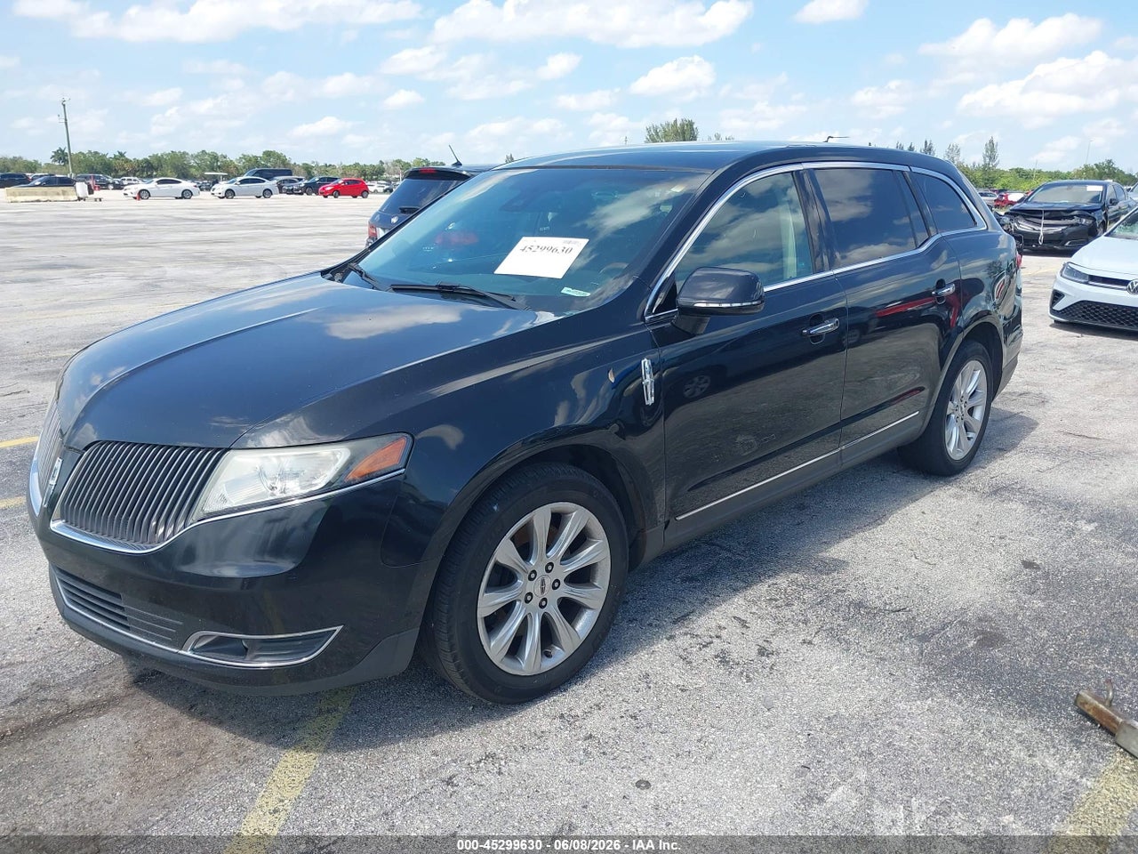 2015 LINCOLN MKT · 2/11
