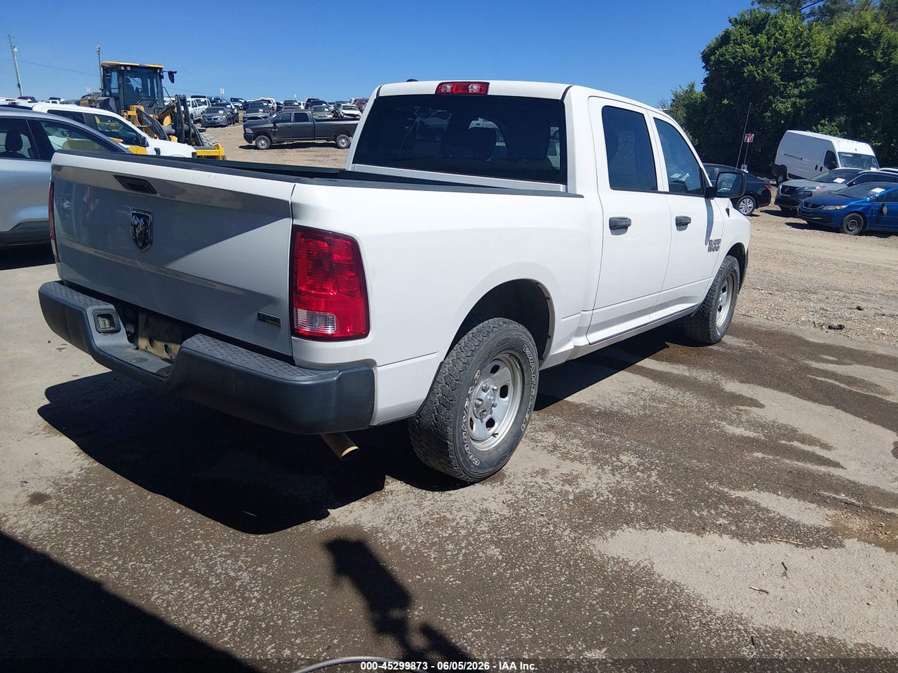 2017 RAM 1500 TRADESMAN  4X2 5'7 BOX · 4/11