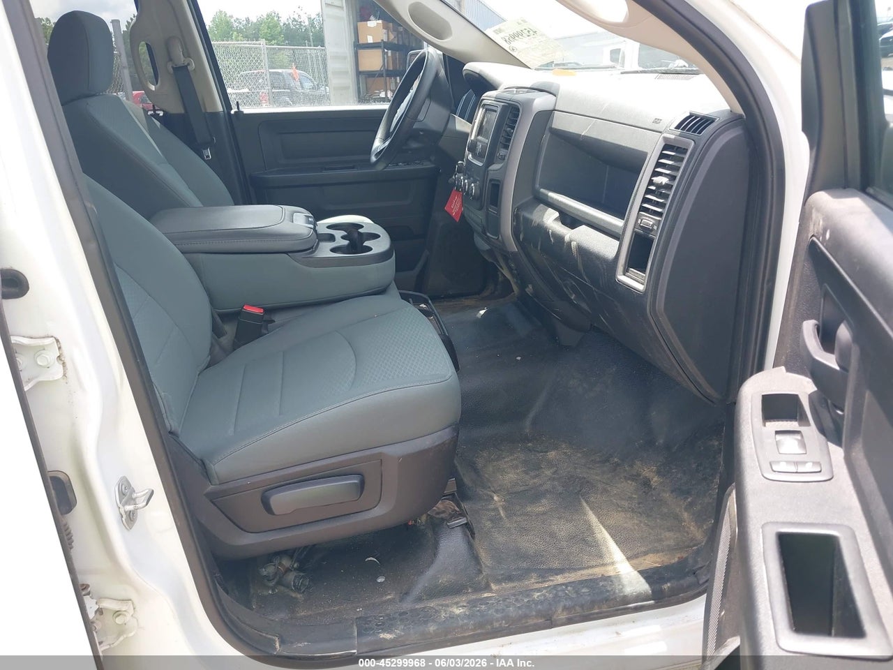 2017 RAM 1500 TRADESMAN  4X2 5'7 BOX · 5/11