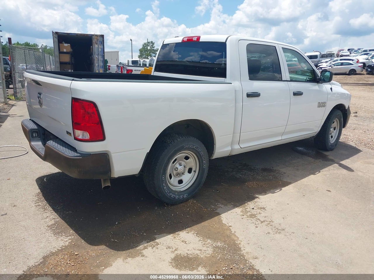 2017 RAM 1500 TRADESMAN  4X2 5'7 BOX · 4/11