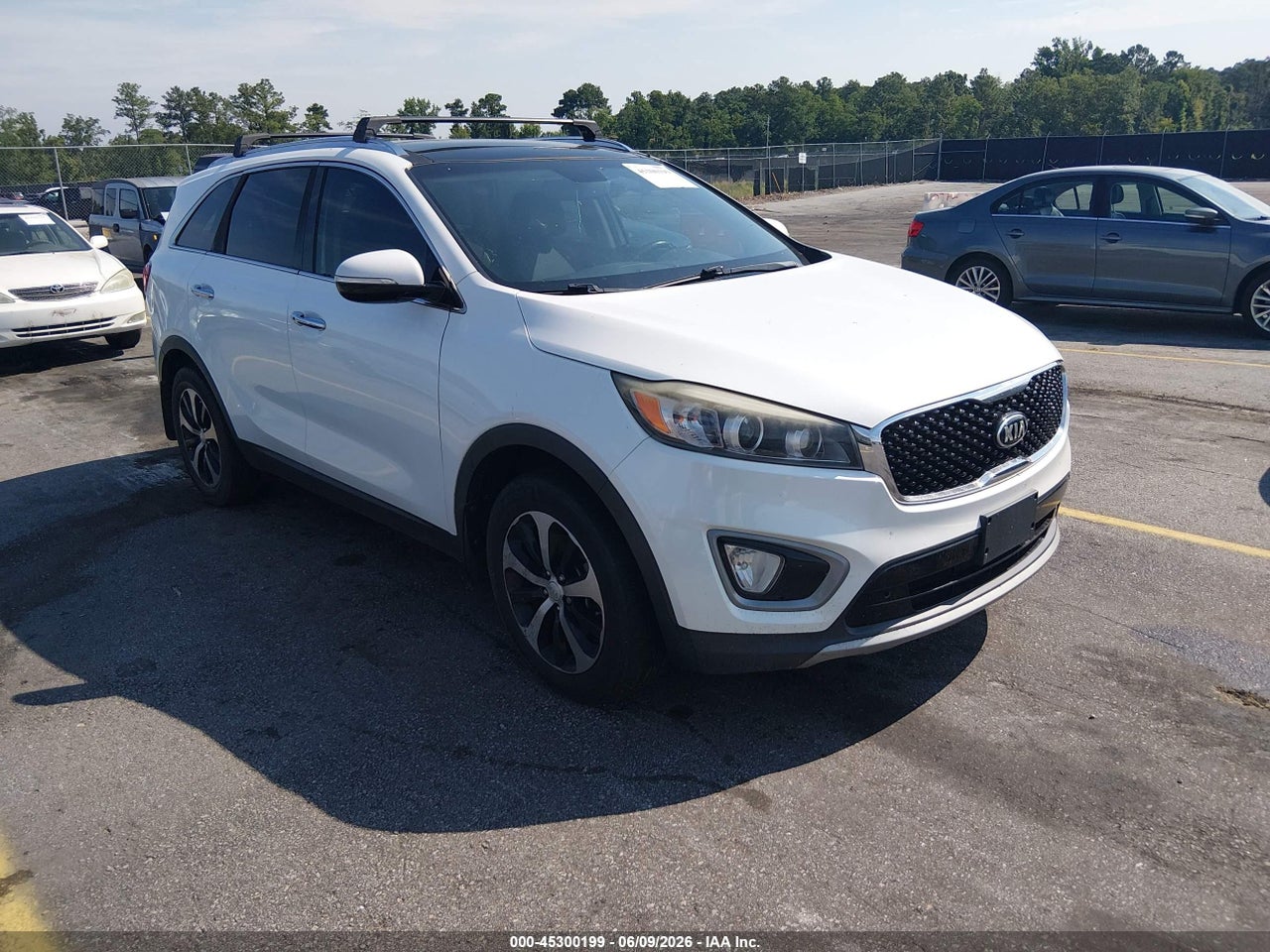 5XYPH4A55GG****** · 2016 KIA SORENTO 3.3L EX