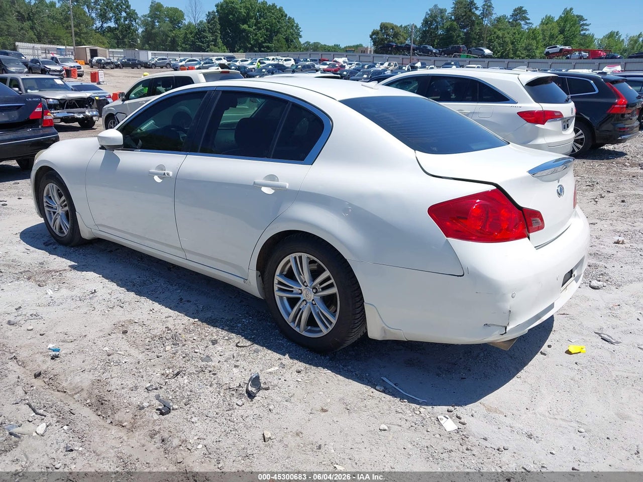 2013 INFINITI G37 JOURNEY · 3/11