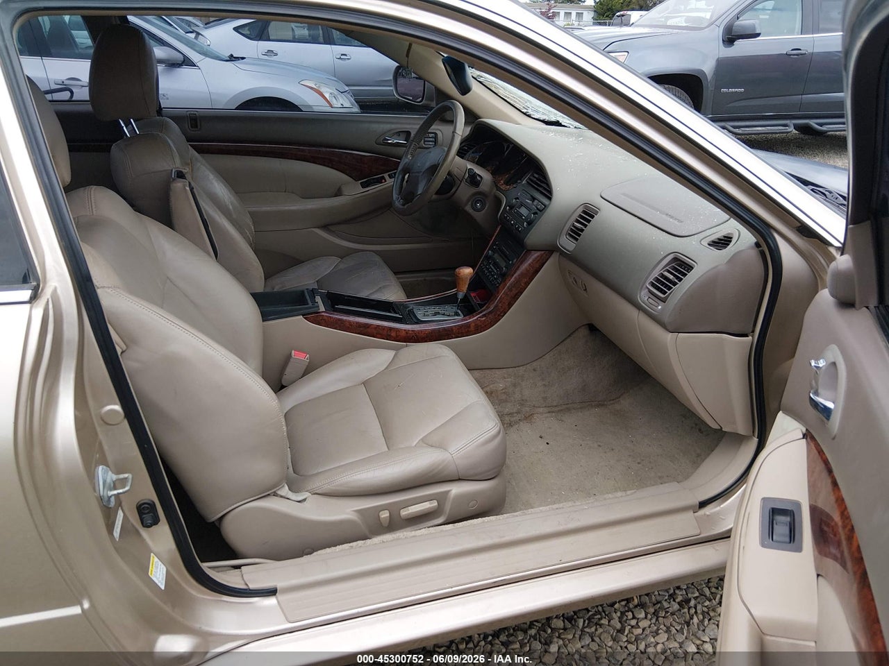 19UYA42411A****** · 2001 ACURA CL 3.2 · 5/11