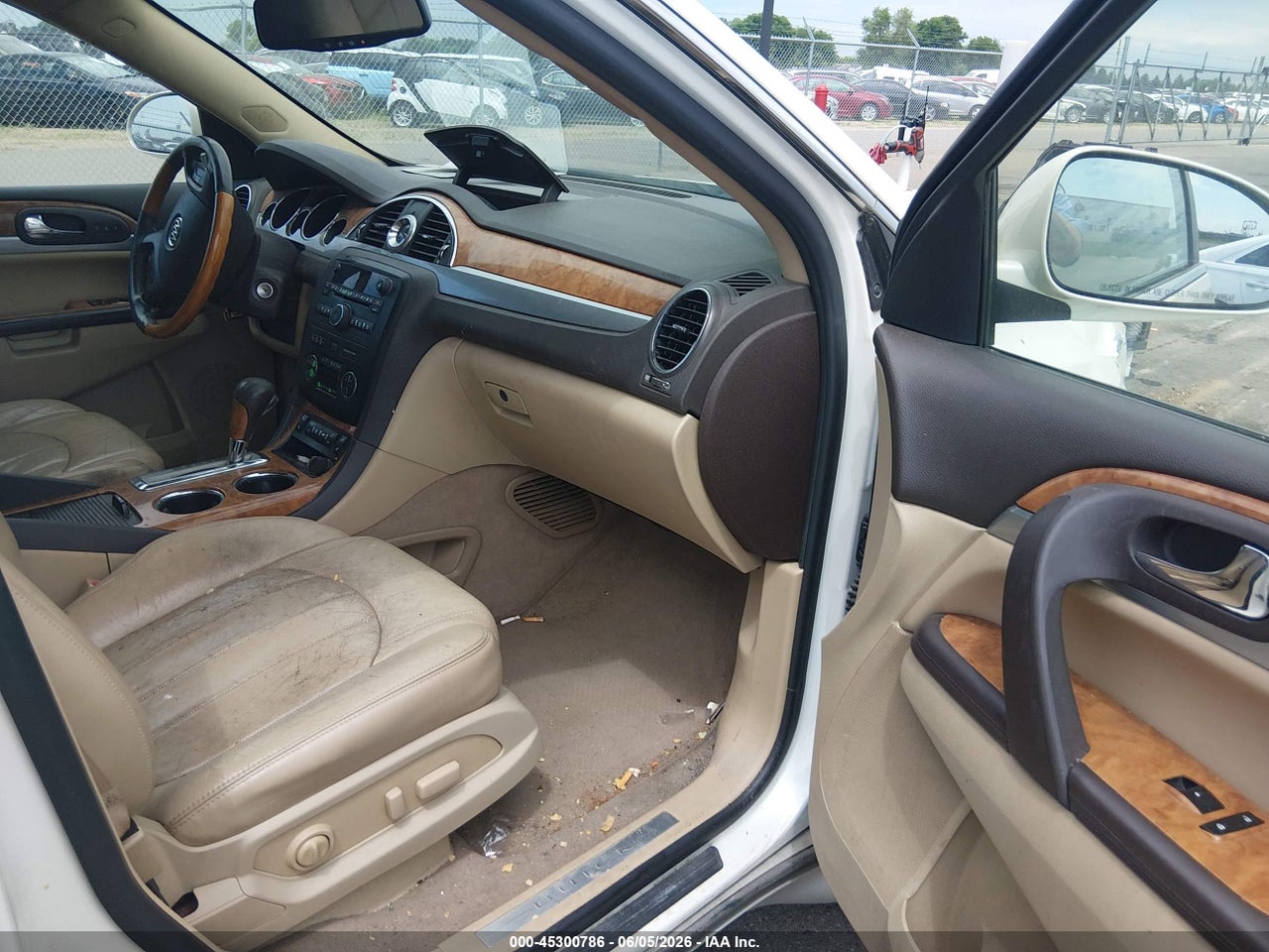 2010 BUICK ENCLAVE 1XL · 5/11