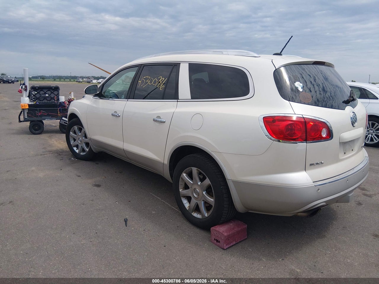 2010 BUICK ENCLAVE 1XL · 3/11