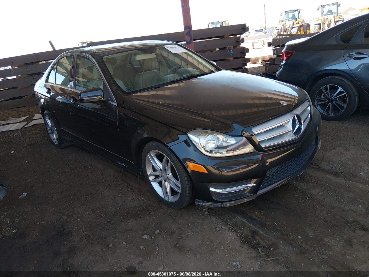 WDDGF8AB4DR****** · 2013 MERCEDES-BENZ C 300 SPORT 4MATIC