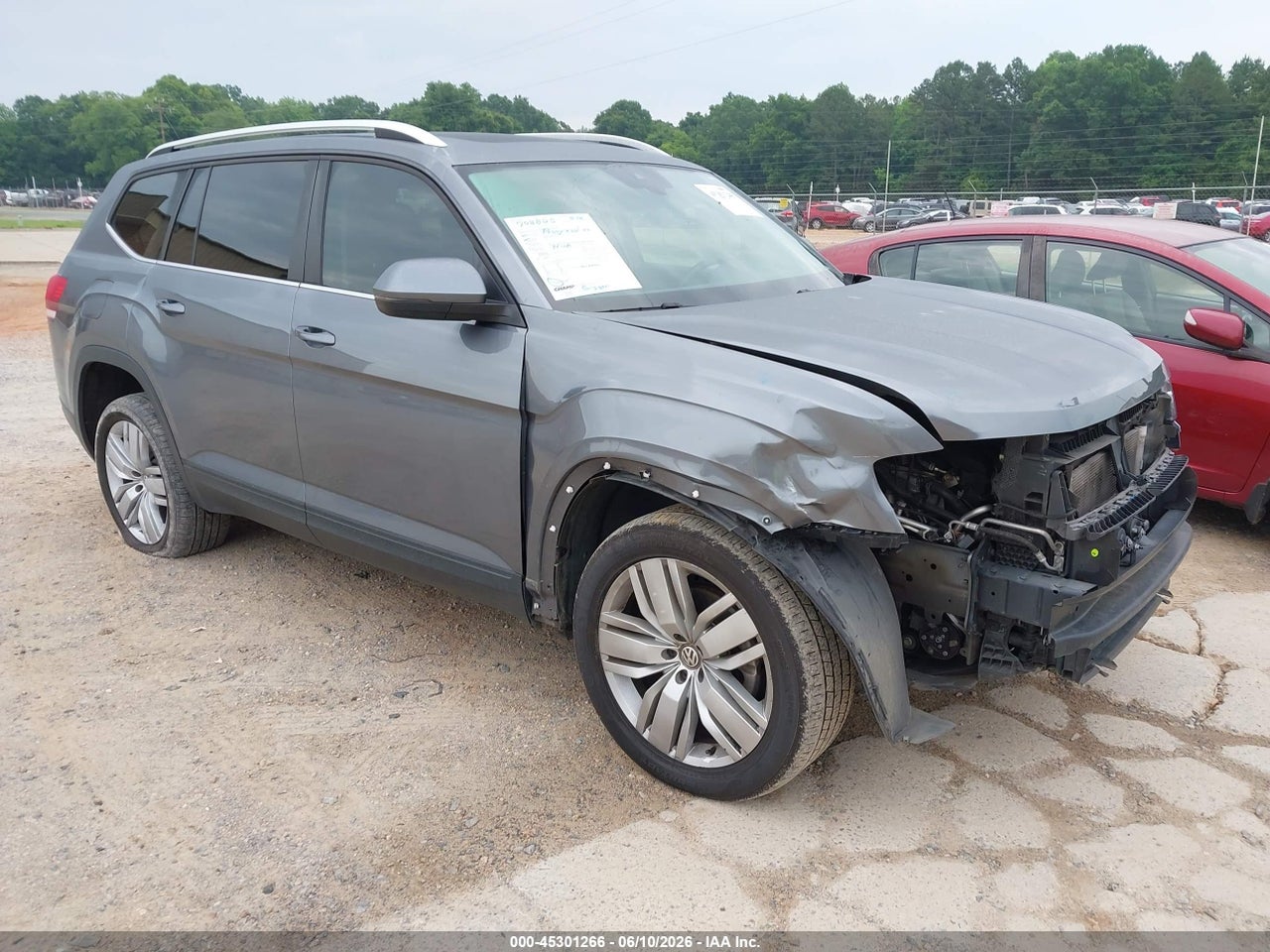 1V2WR2CA2KC****** · 2019 VOLKSWAGEN ATLAS 3.6L V6 SE W/TECHNOLOGY