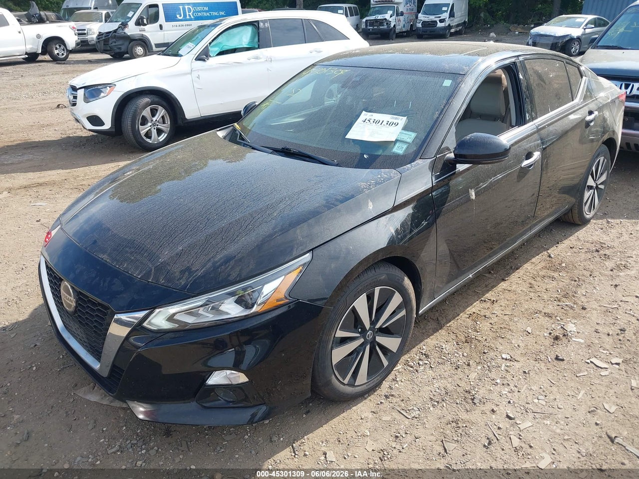 2020 NISSAN ALTIMA SL FWD · 2/11