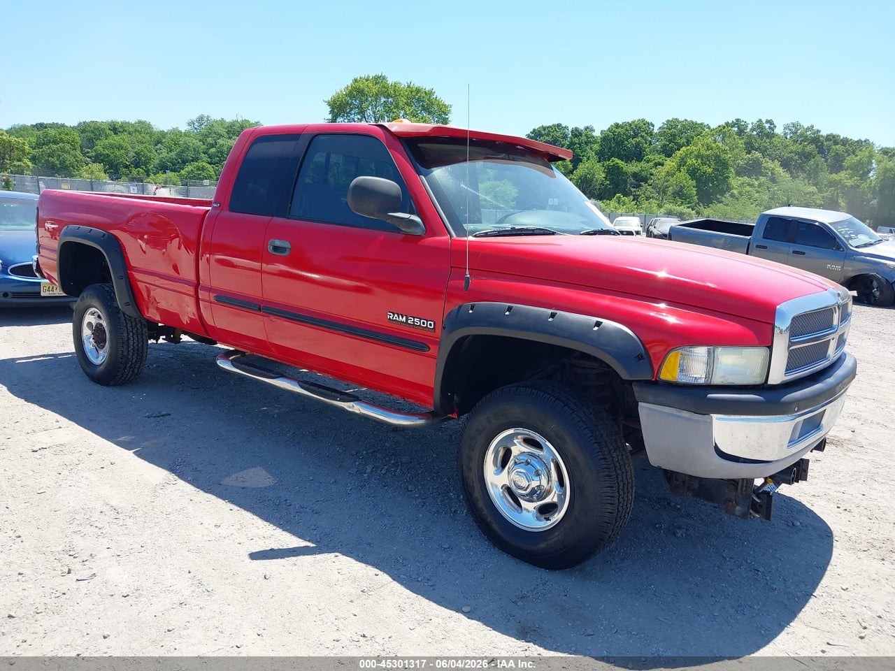 3B7KF236X2M****** · 2002 DODGE RAM 2500 ST