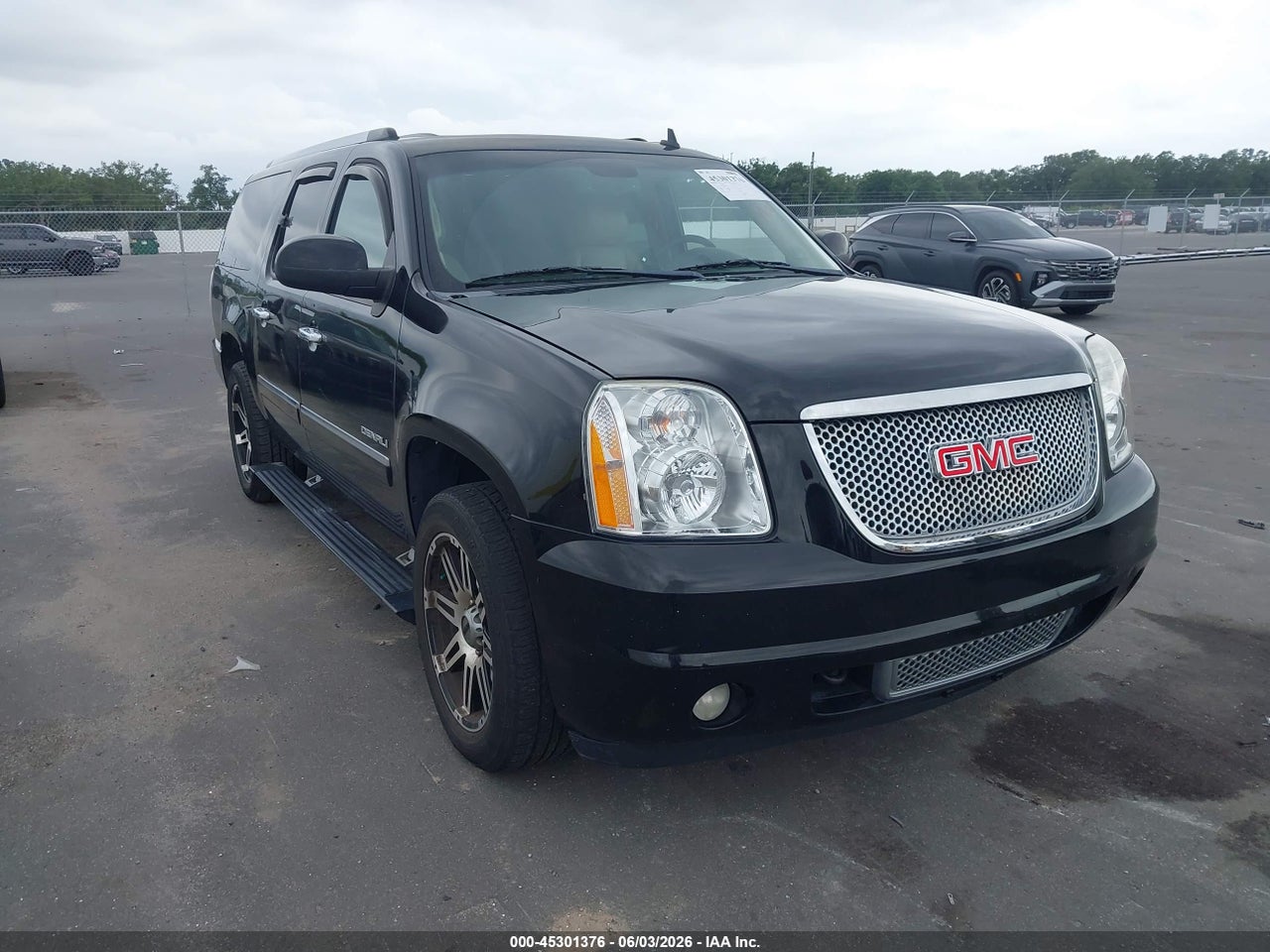 1GKS2MEF1BR****** · 2011 GMC YUKON XL 1500 DENALI