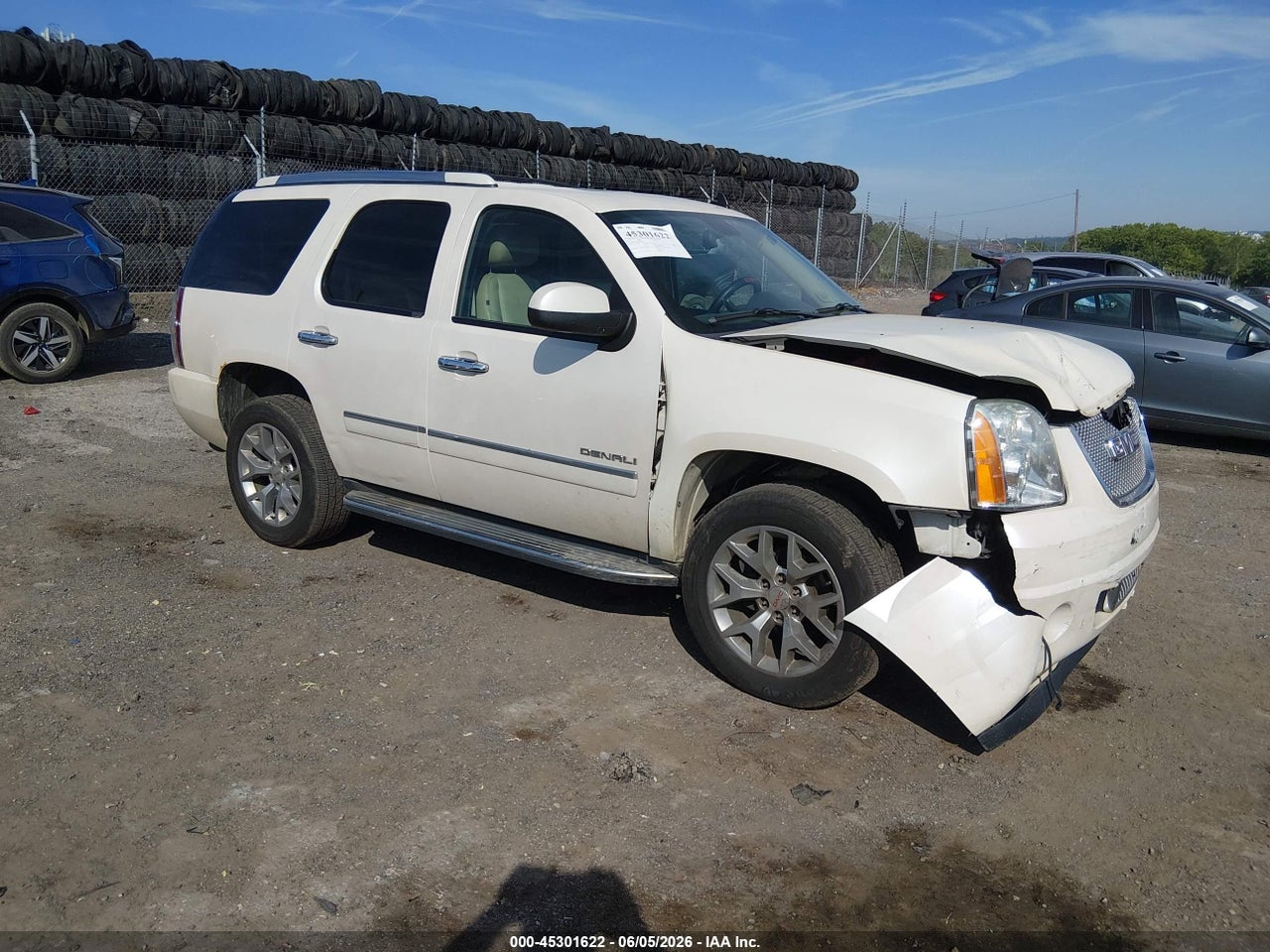 1GKS2EEF5BR****** · 2011 GMC YUKON DENALI