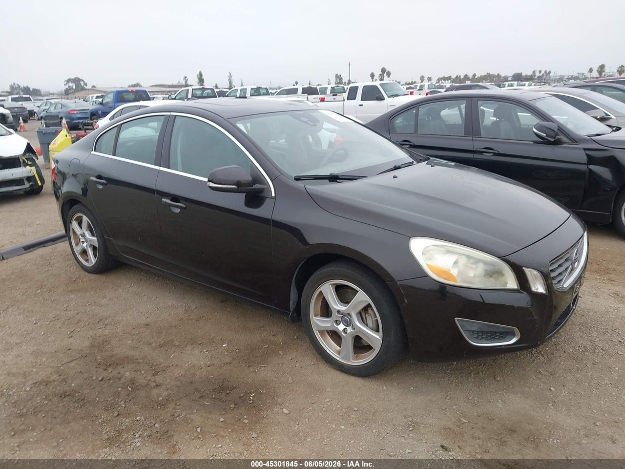 YV1612FS0D2****** · 2013 VOLVO S60 T5/T5 PLATINUM/T5 PREMIER/T5 PREMIER PLUS