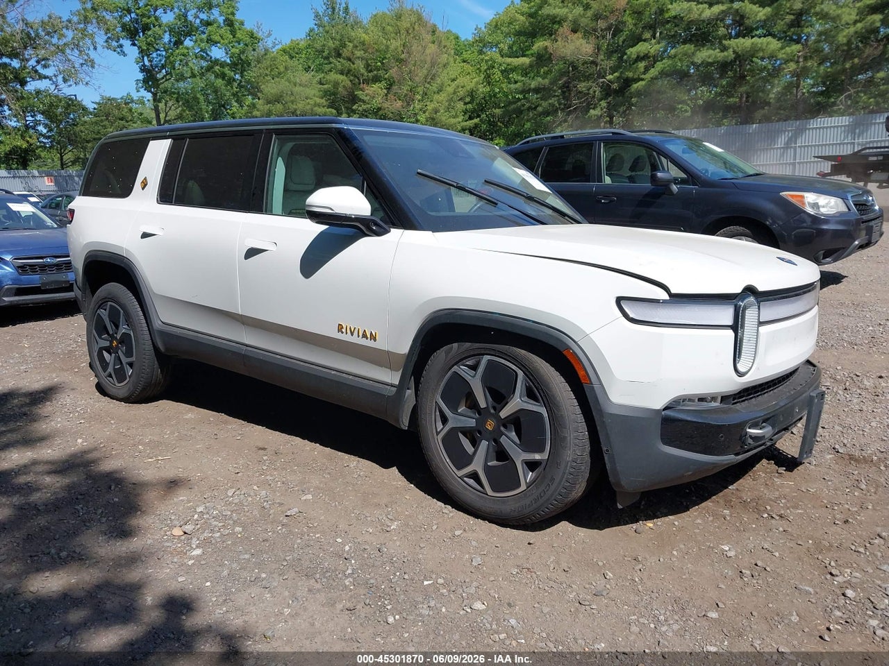 7PDSGABA6RN****** · 2024 RIVIAN R1S ADVENTURE QUAD MOTOR LARGE PACK