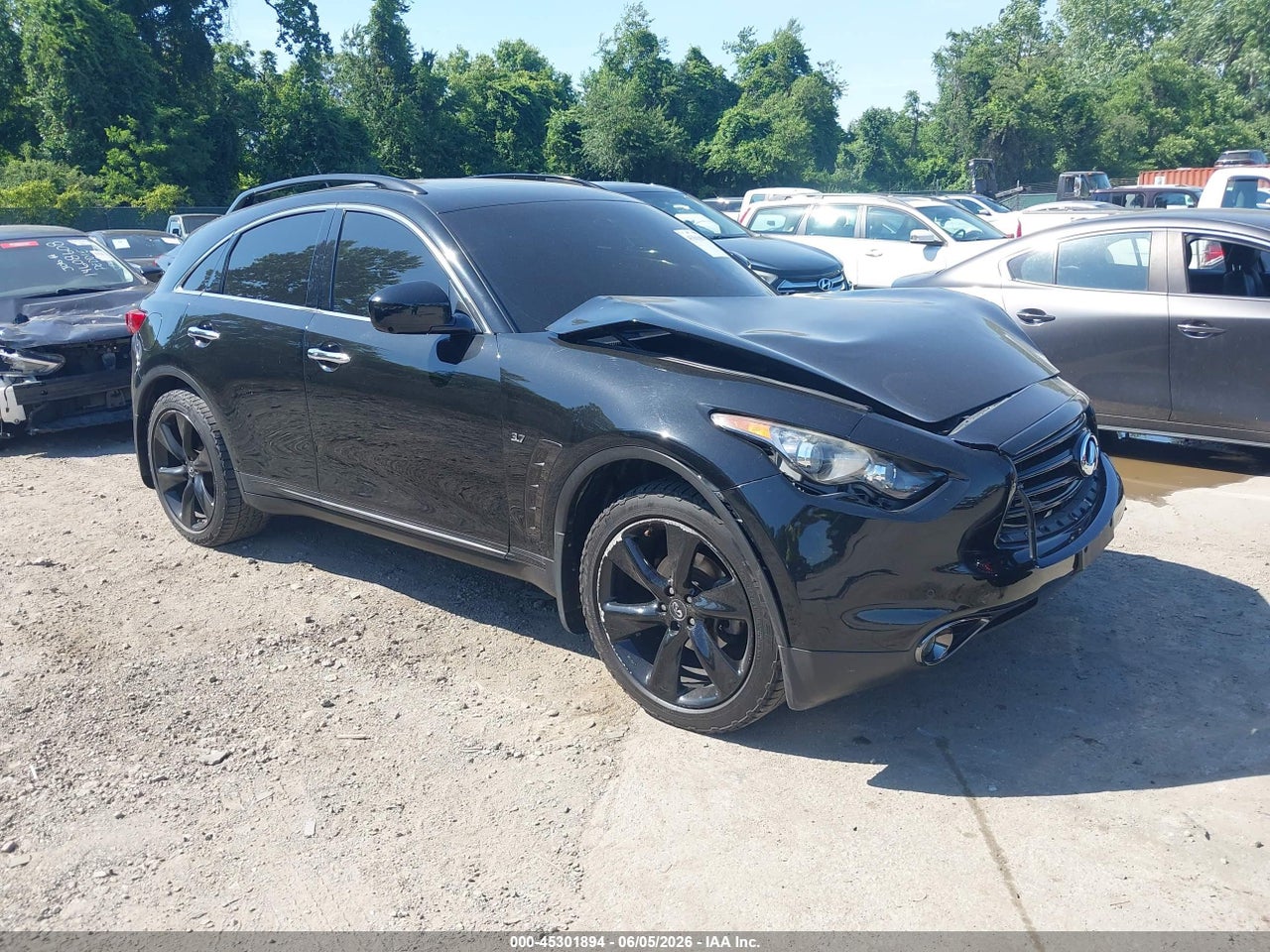 JN8CS1MW1FM****** · 2015 INFINITI QX70
