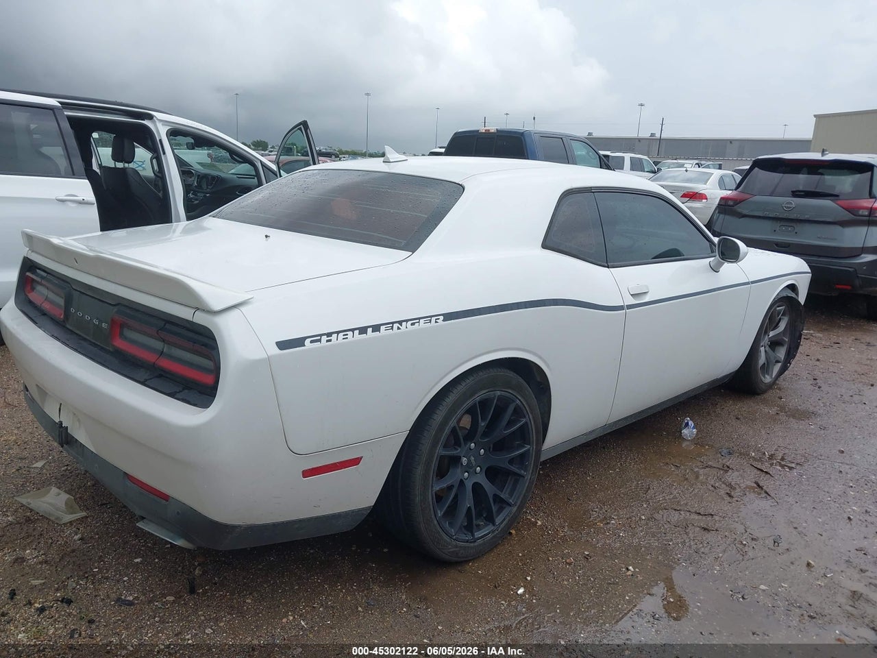 2015 DODGE CHALLENGER SXT PLUS · 4/11