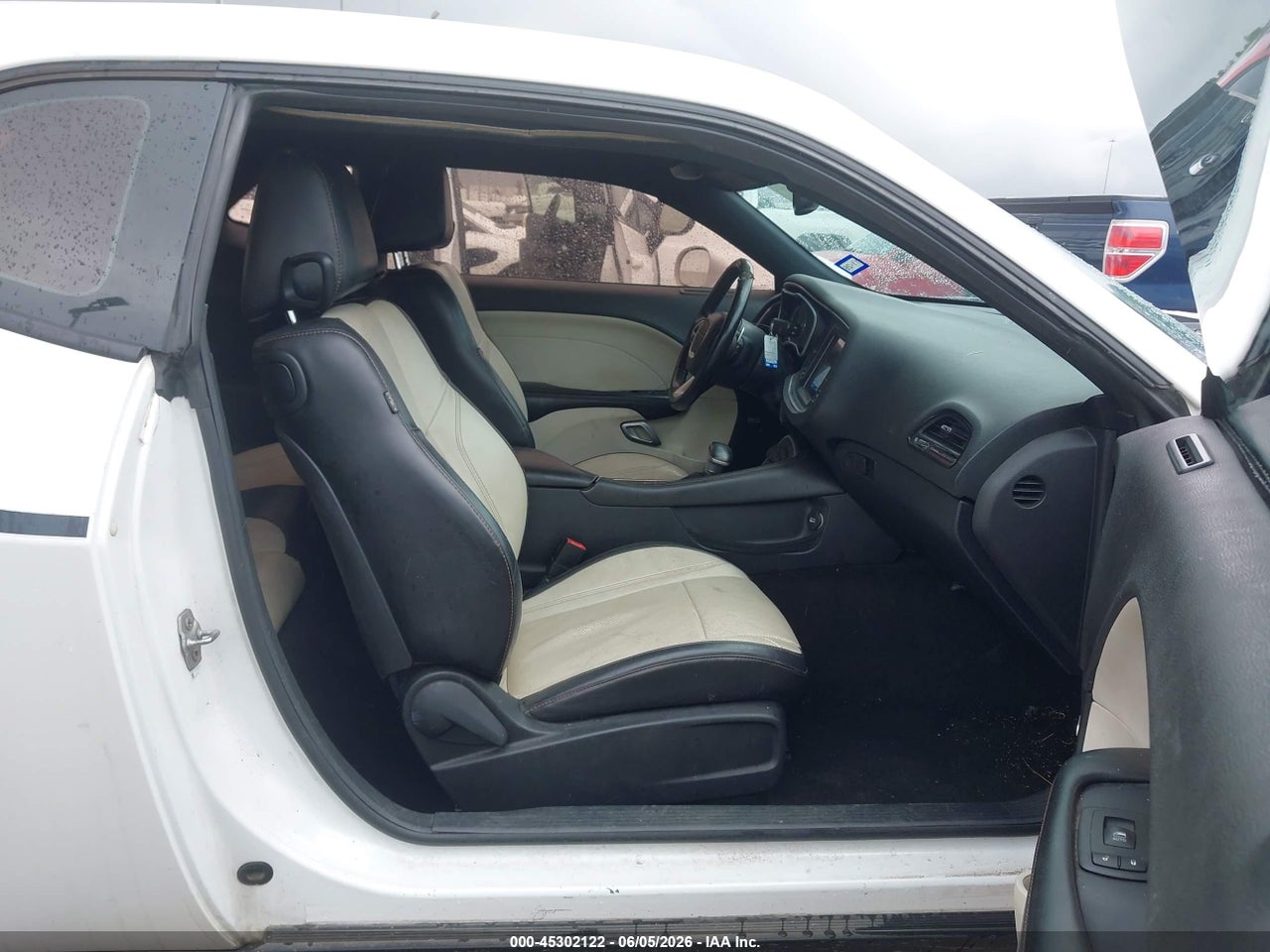 2015 DODGE CHALLENGER SXT PLUS · 5/11