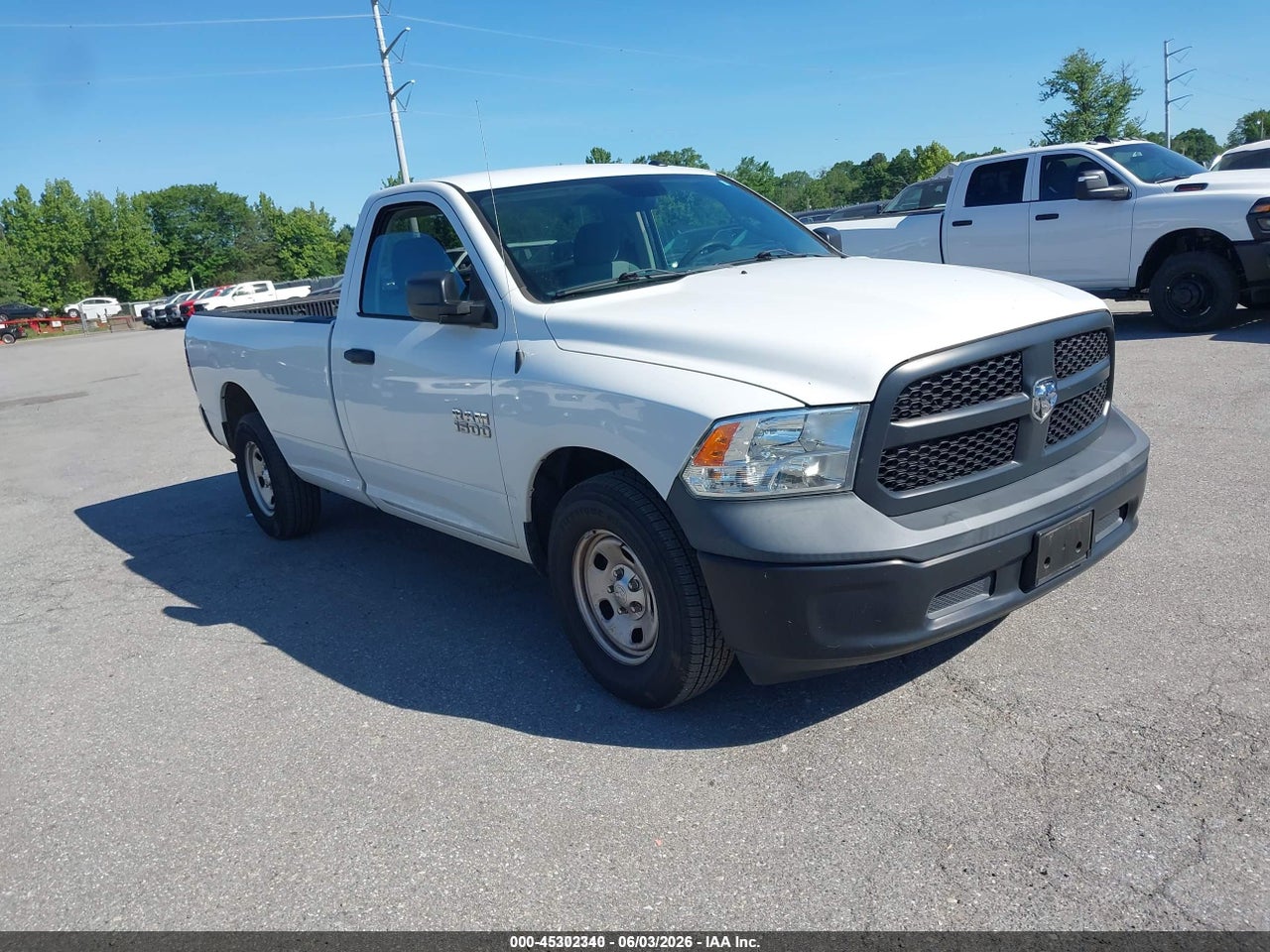3C6JR6DG1JG****** · 2018 RAM 1500 TRADESMAN  4X2 8' BOX