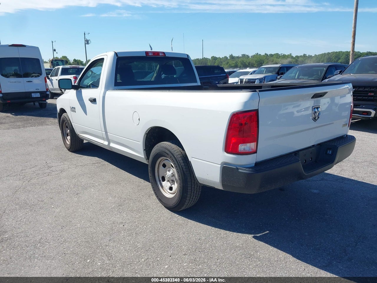 2018 RAM 1500 TRADESMAN  4X2 8' BOX · 3/11