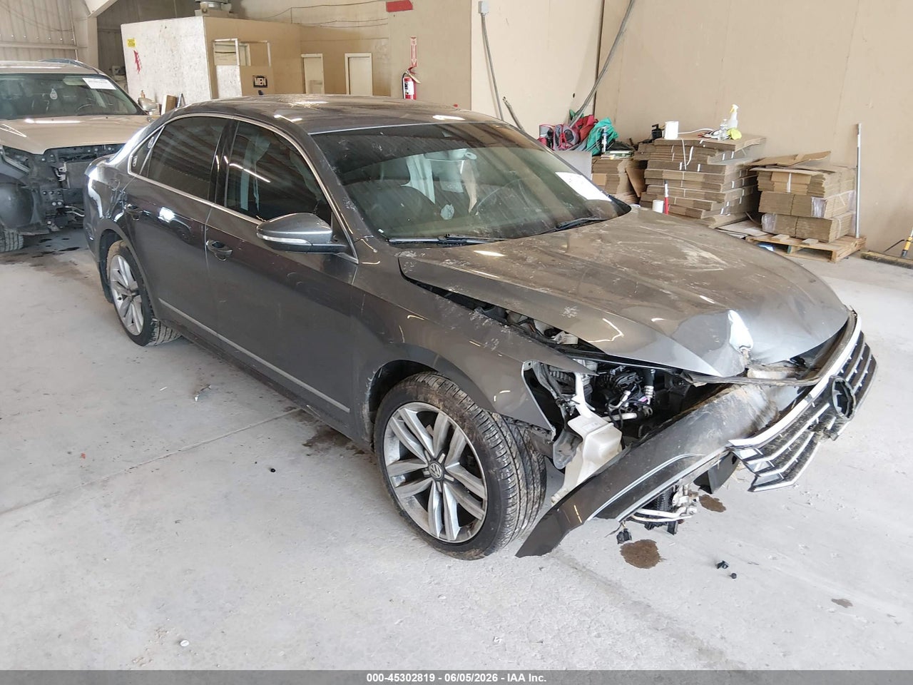 1VWCT7A31HC****** · 2017 VOLKSWAGEN PASSAT 1.8T SEL PREMIUM