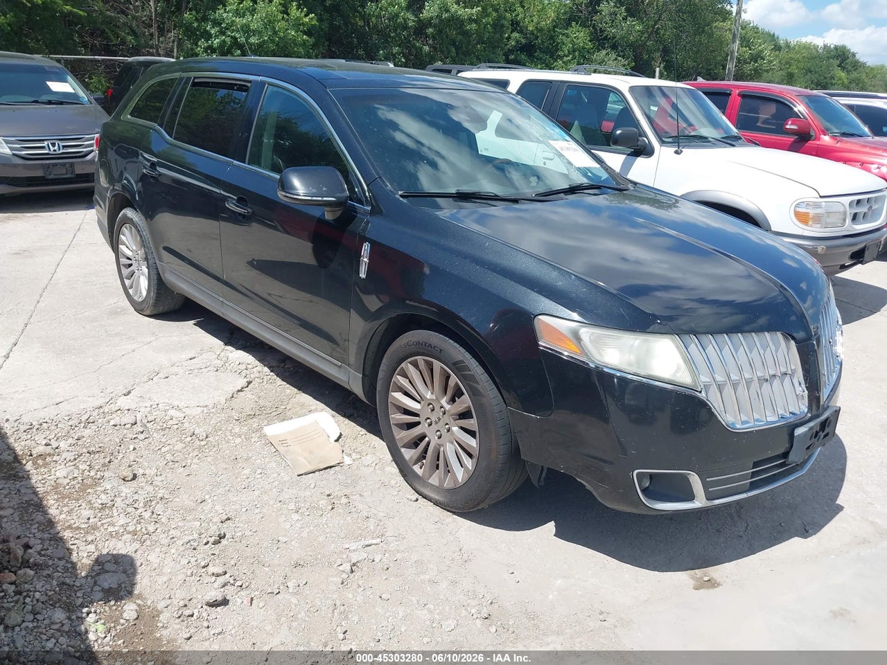 2LMHJ5FR5AB****** · 2010 LINCOLN MKT
