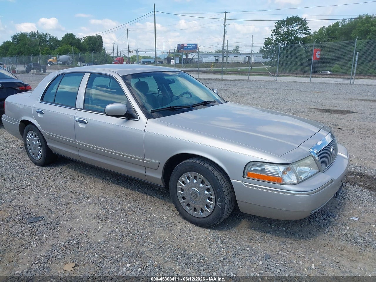 2MEFM74W03X****** · 2003 MERCURY GRAND MARQUIS GS