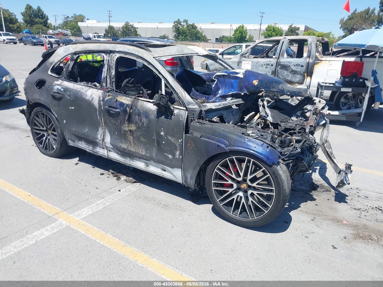 WP1AF2A51SL****** · 2025 PORSCHE MACAN GTS
