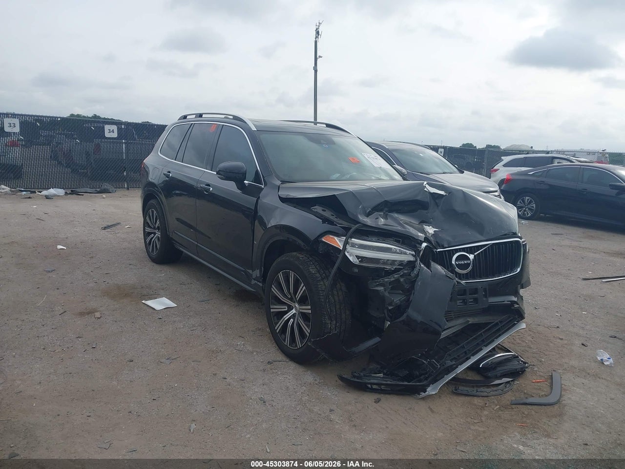 YV4A22PK7K1****** · 2019 VOLVO XC90 T6 MOMENTUM