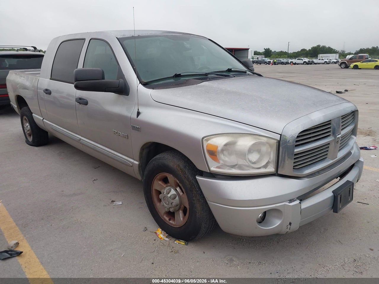 3D7KR19D58G****** · 2008 DODGE RAM 1500 LARAMIE