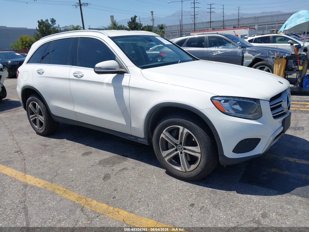 WDC0G4JB3KV****** · 2019 MERCEDES-BENZ GLC 300