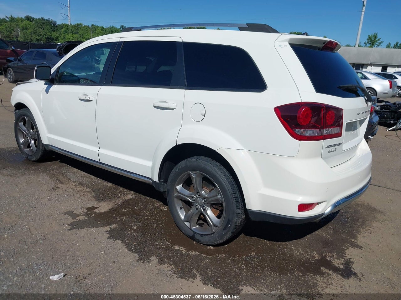 2017 DODGE JOURNEY CROSSROAD PLUS · 3/11