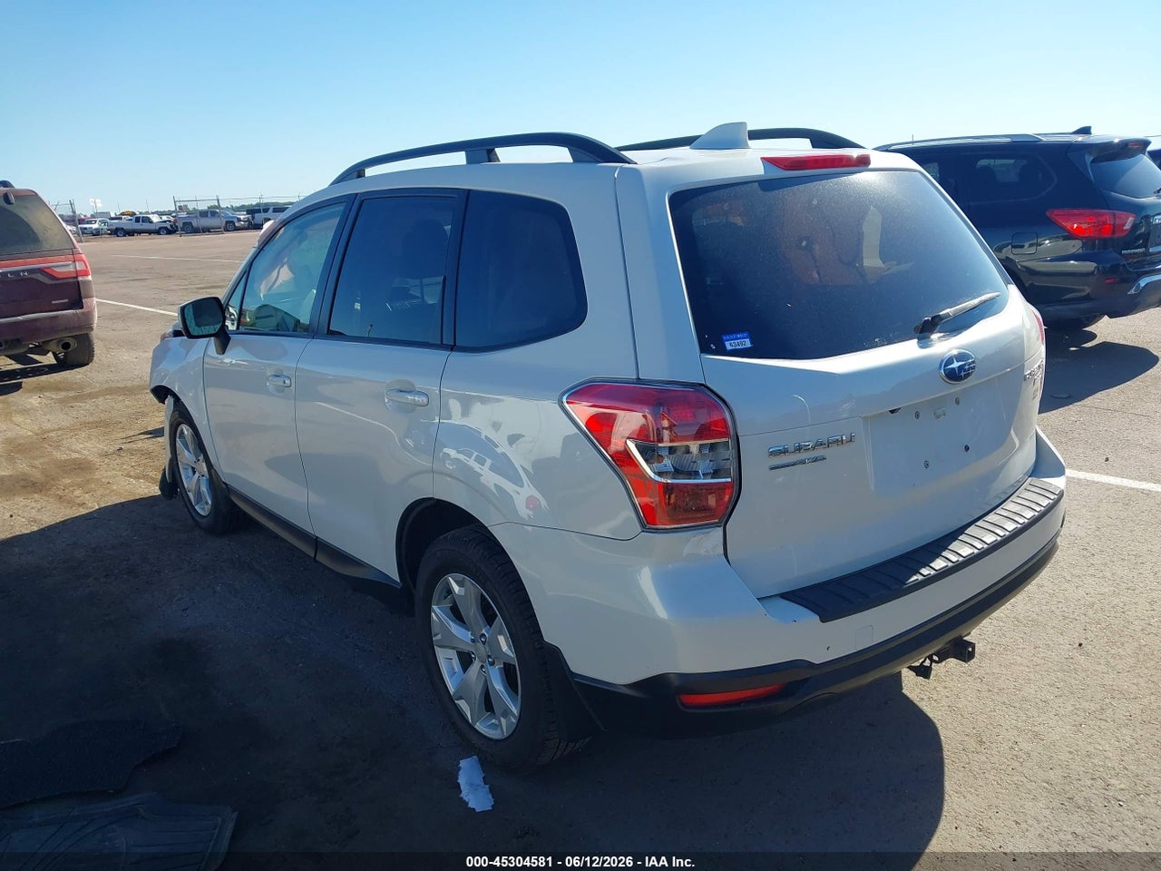 2016 SUBARU FORESTER 2.5I PREMIUM · 3/11