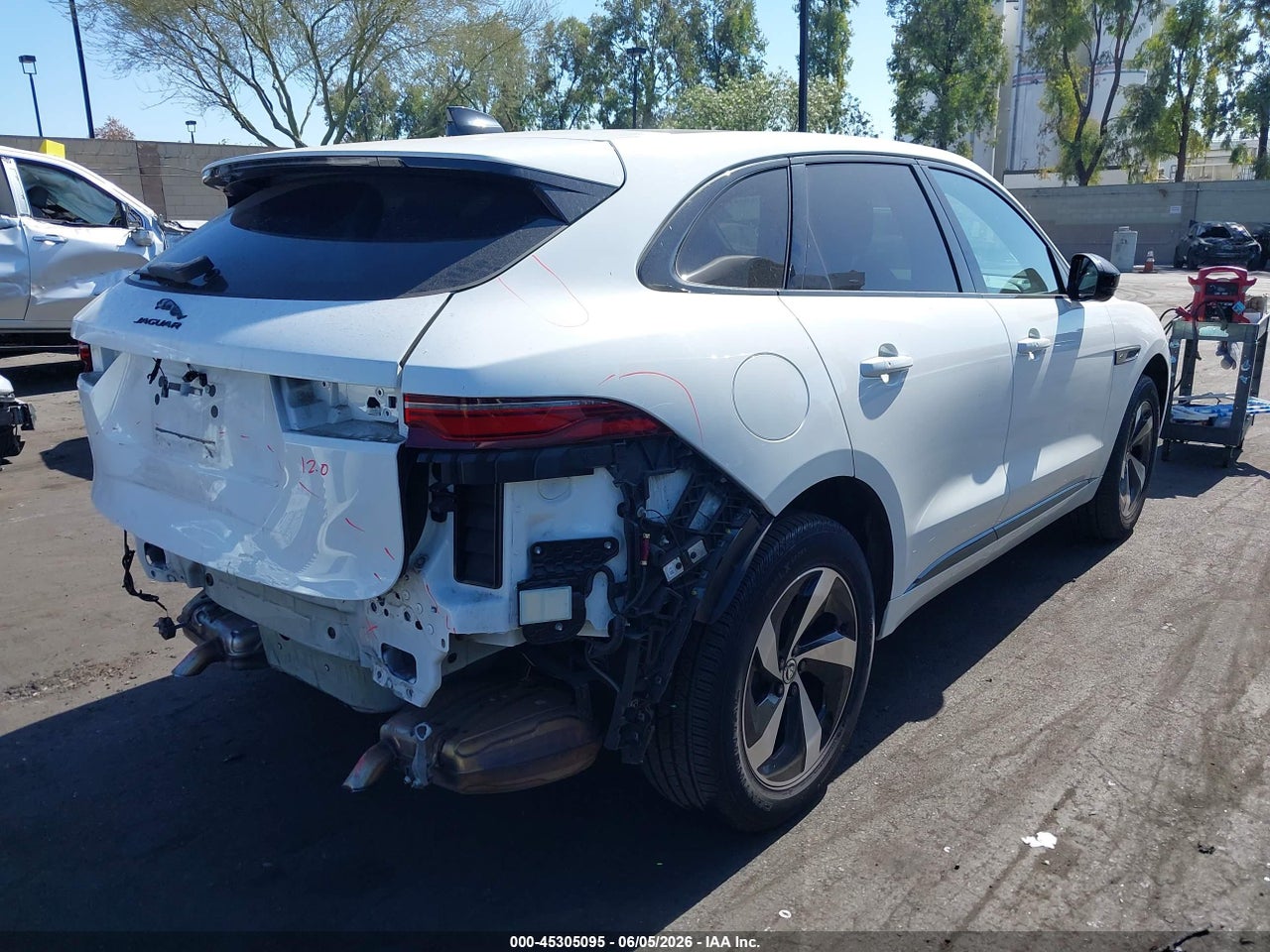 2024 JAGUAR F-PACE R-DYNAMIC S P250 AWD AUTOMATIC · 4/11