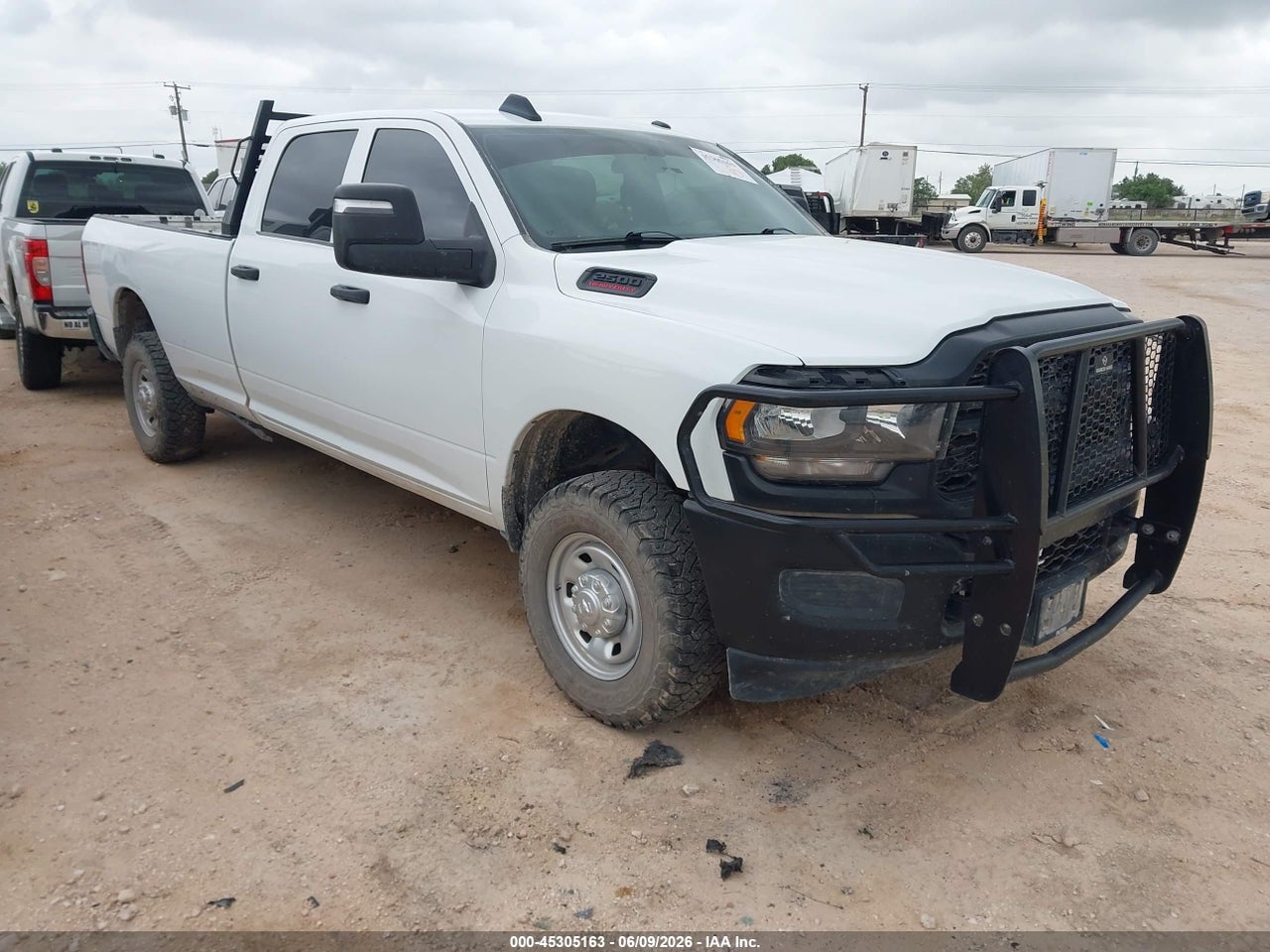 3C6UR5HJ6PG****** · 2023 RAM 2500 TRADESMAN  4X4 8' BOX