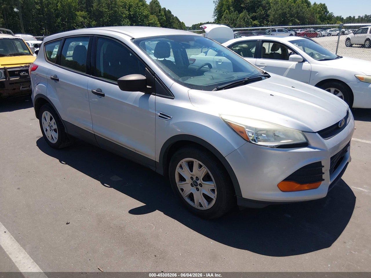 1FMCU0F74FU****** · 2015 FORD ESCAPE S