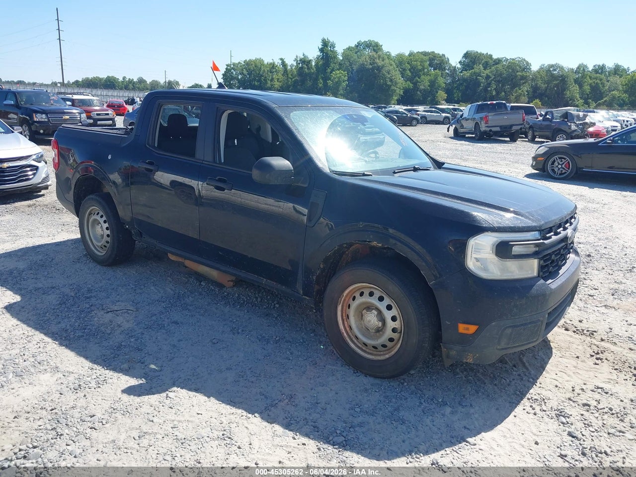 3FTTW8E99NR****** · 2022 FORD MAVERICK XL