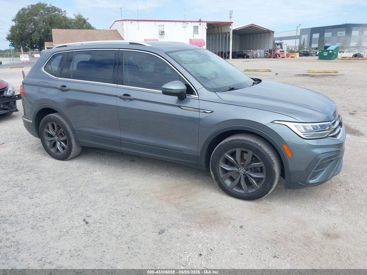 3VV3B7AX8NM****** · 2022 VOLKSWAGEN TIGUAN 2.0T SE