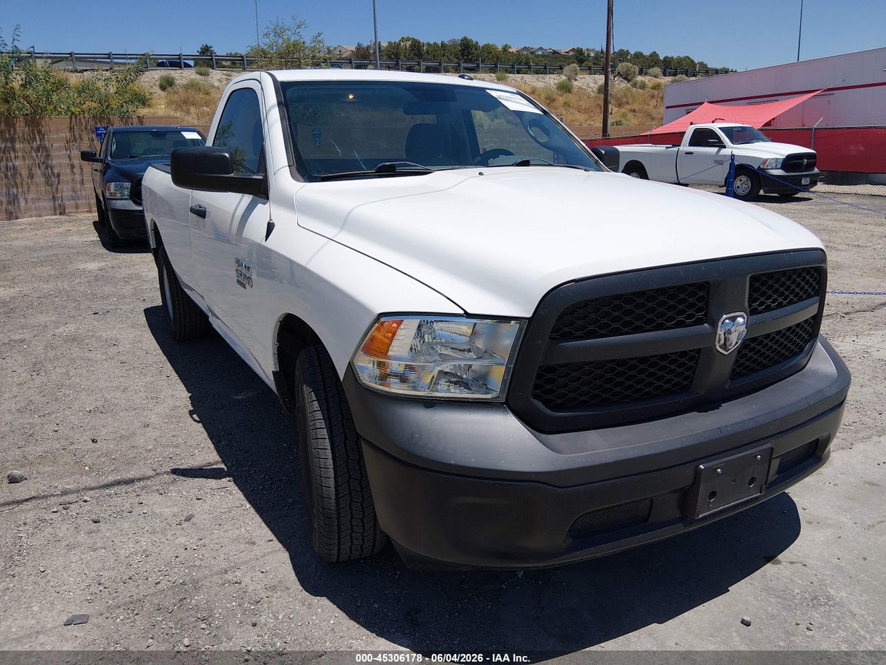 3C6JR6DG4KG****** · 2019 RAM 1500 CLASSIC TRADESMAN  4X2 8' BOX