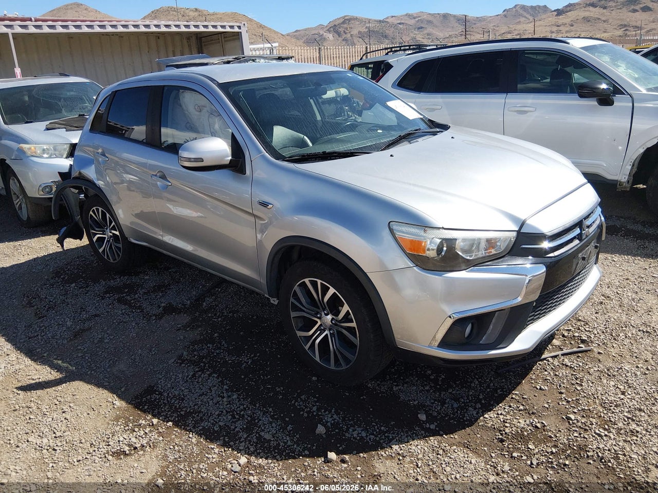 JA4AR3AW1JU****** · 2018 MITSUBISHI OUTLANDER SPORT 2.4 SE