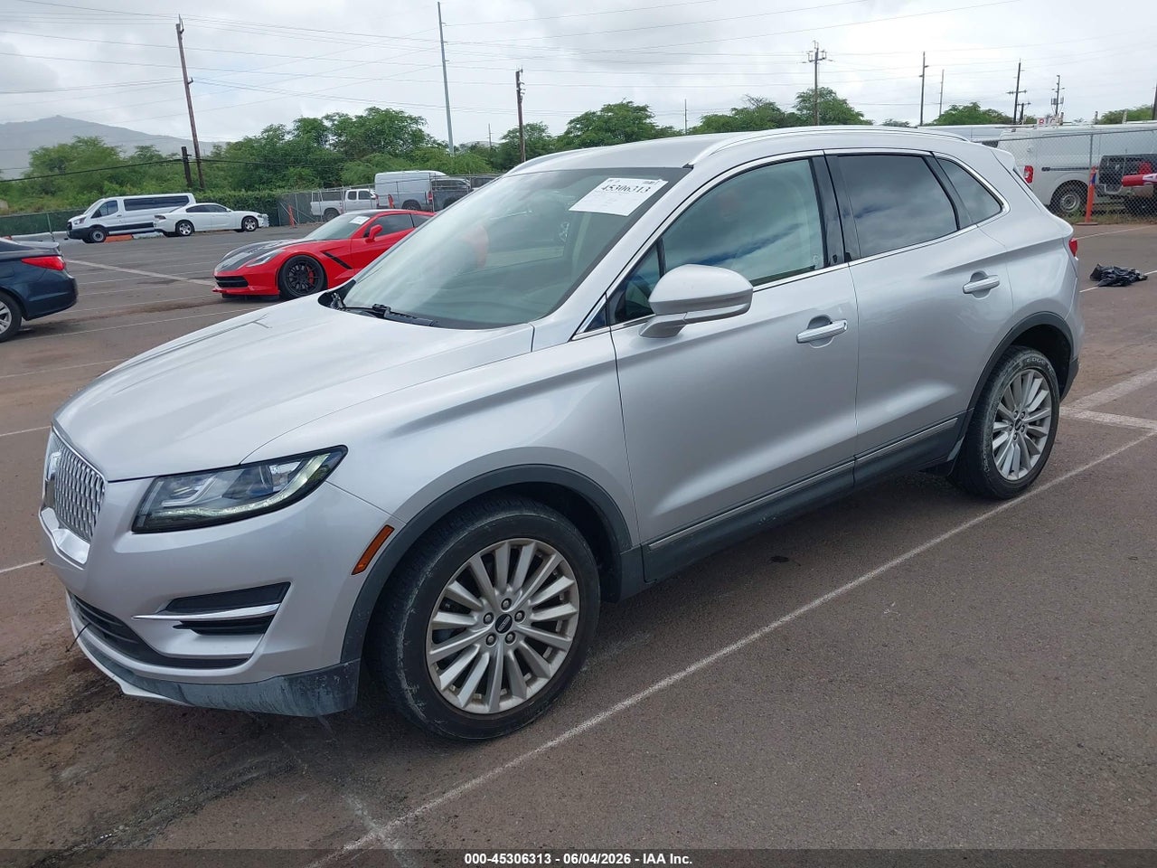 2019 LINCOLN MKC STANDARD · 2/11