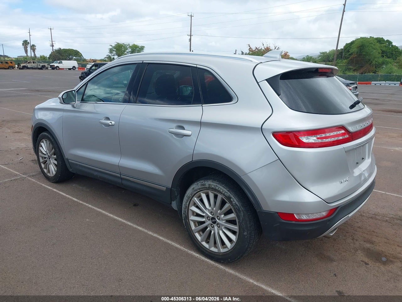 2019 LINCOLN MKC STANDARD · 3/11