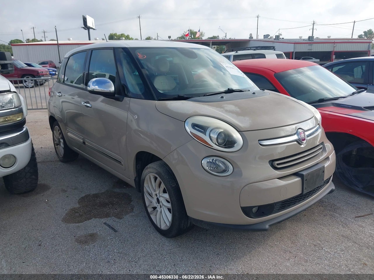 ZFBCFACH3FZ****** · 2015 FIAT 500L LOUNGE