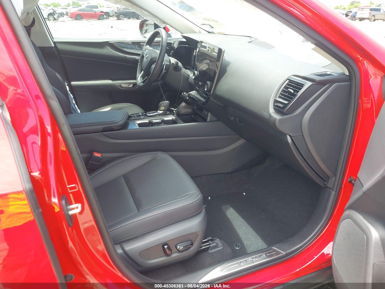2025 LEXUS NX 250 PREMIUM · 5/11