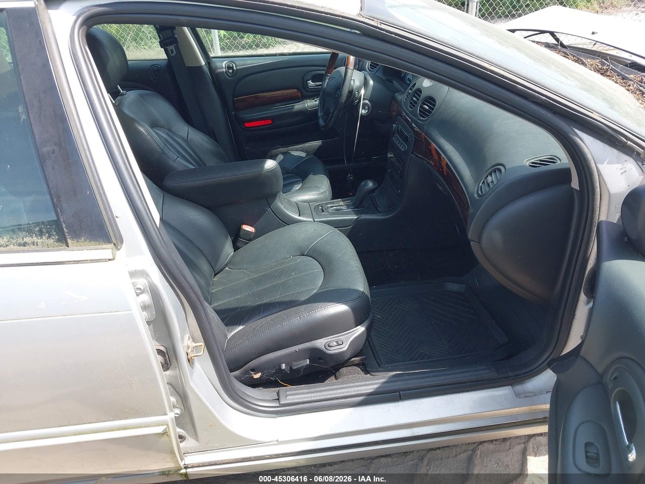 2004 CHRYSLER 300M · 5/11